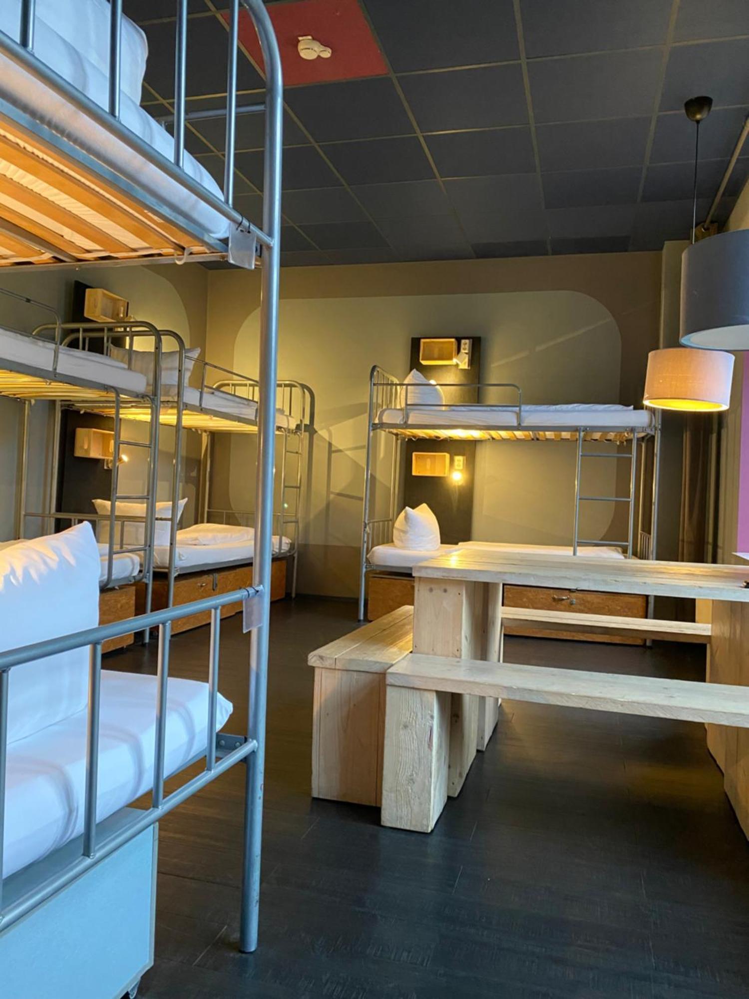Hostel Singer109 Hotel&apartment