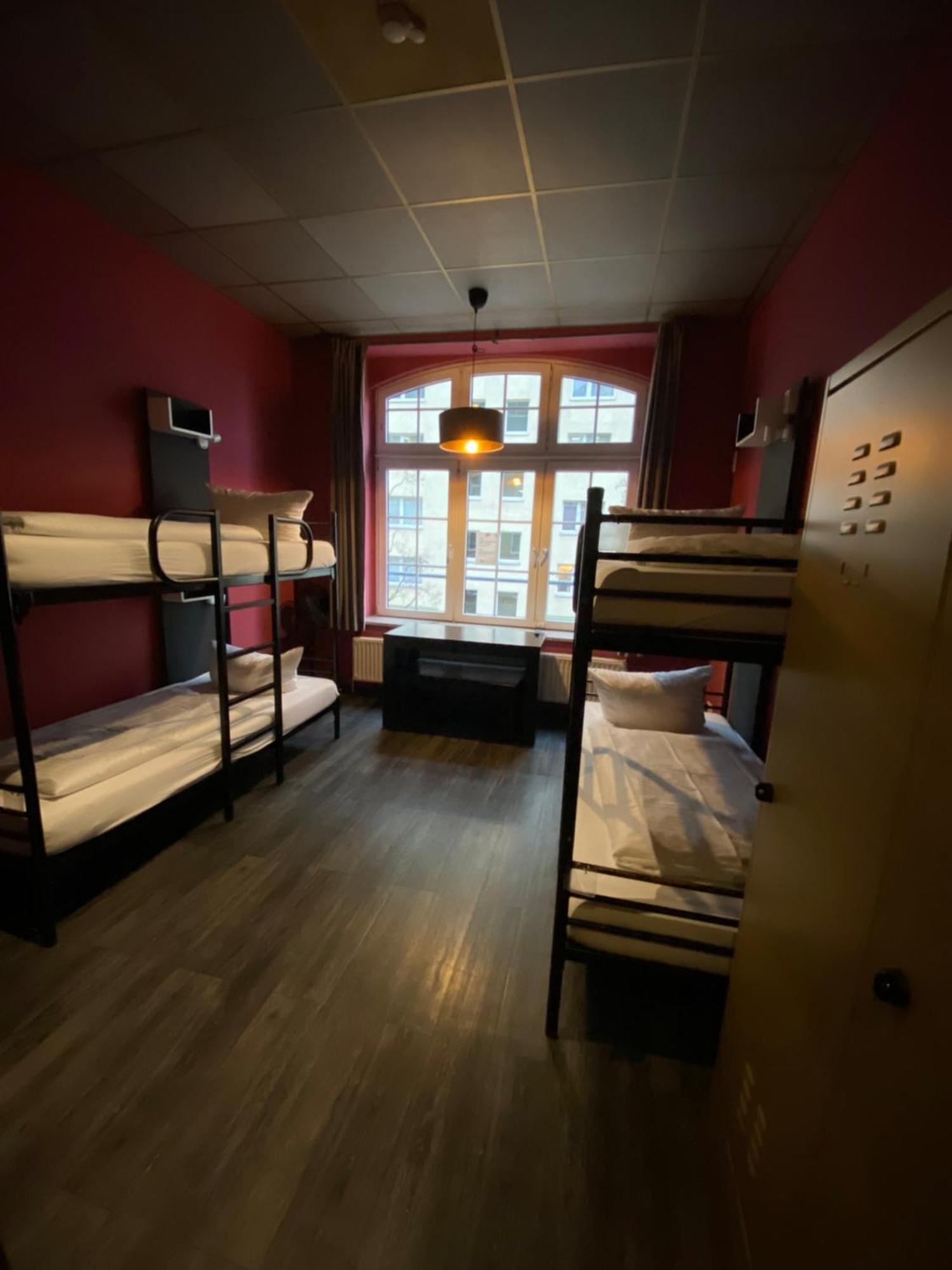 Hostel Singer109 Hotel&apartment *