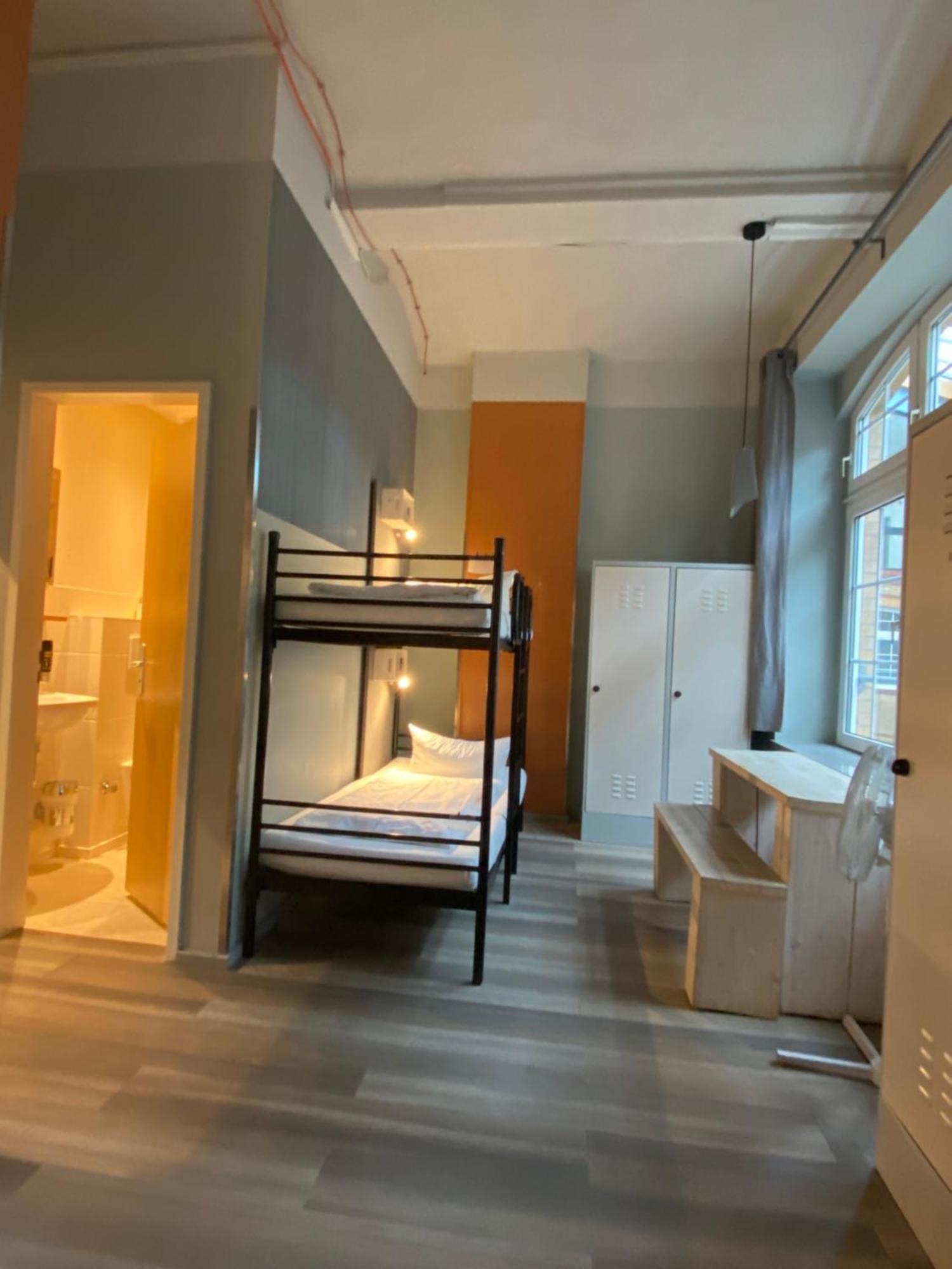 Singer109 Hotel&apartment Hostel *