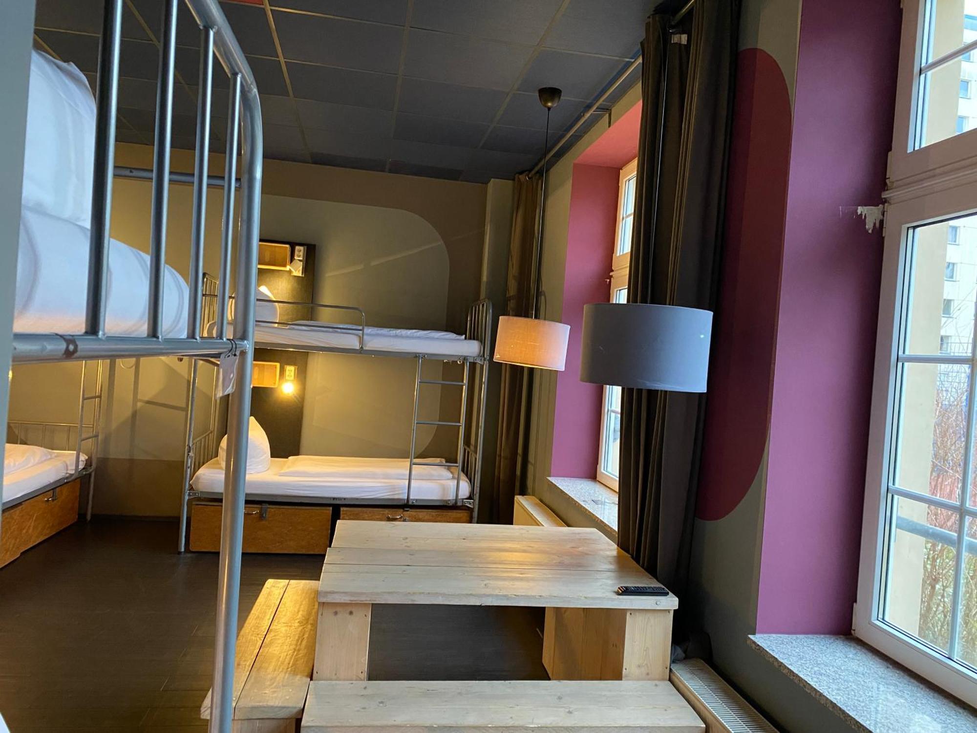 Hostel Singer109 Hotel&apartment *