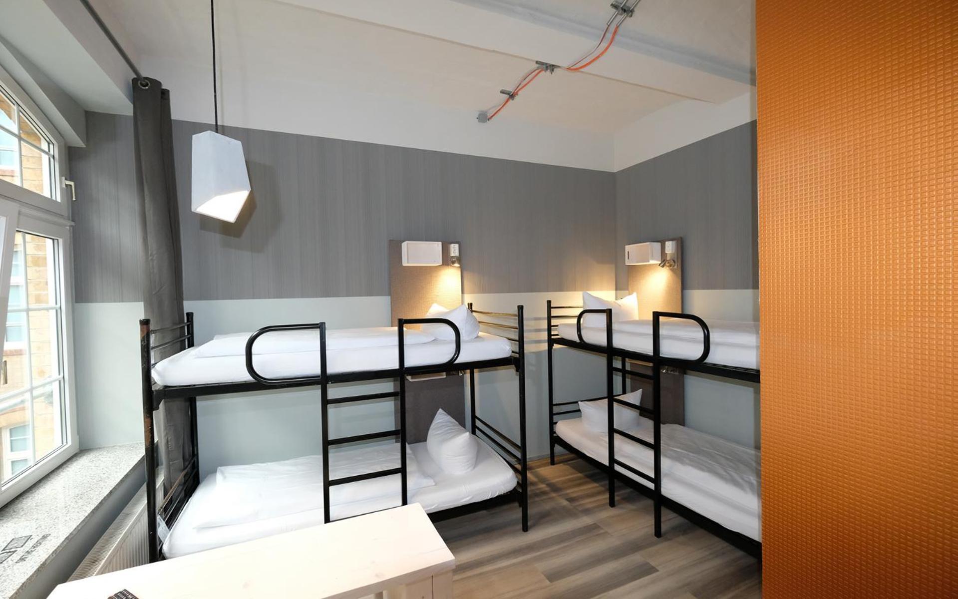 Singer109 Hotel&apartment Hostel